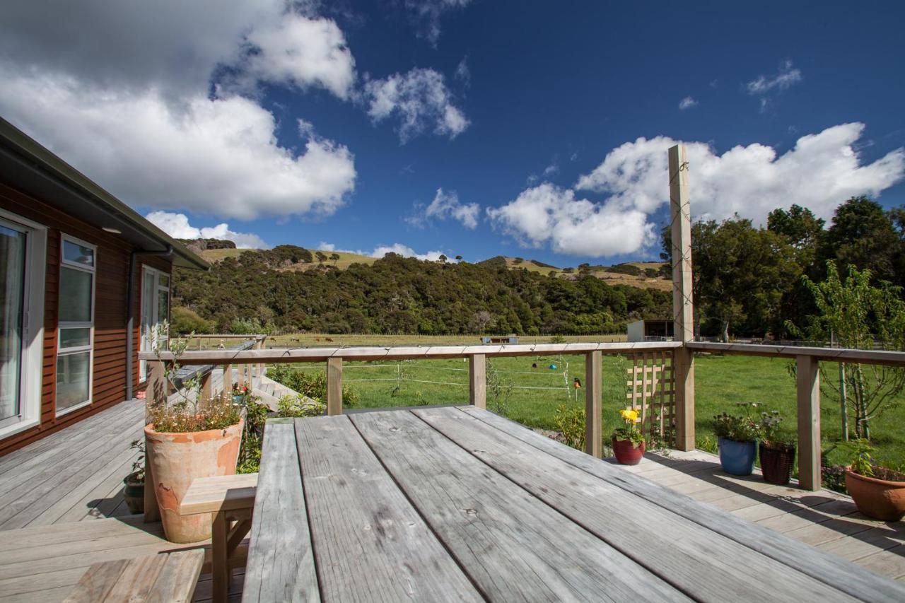 Narrow Neck Creek Farmstay And B&B Upper Hutt Esterno foto